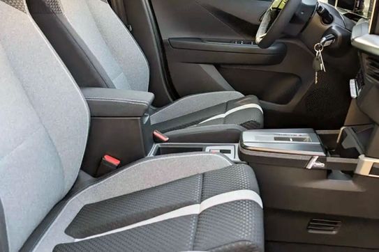 Opel Frontera Edition 1.2 Turbo