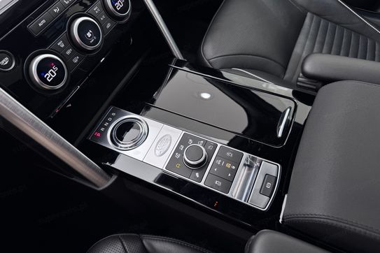 Land Rover Discovery V SD4 HSE