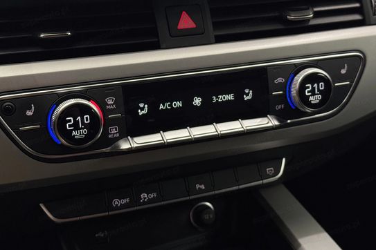 Audi A4 35 TFSI S Line