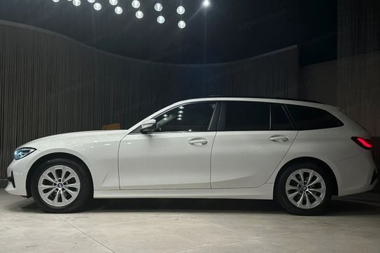 BMW Seria 3 Touring 318d Advantage