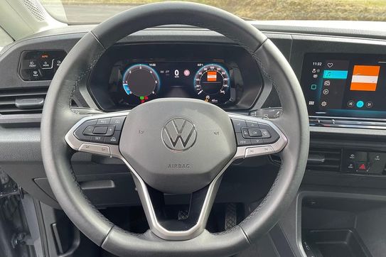 Volkswagen Caddy osobowy L2H1 TDI DSG