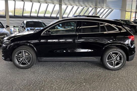 Mercedes GLA 200 AMG Line