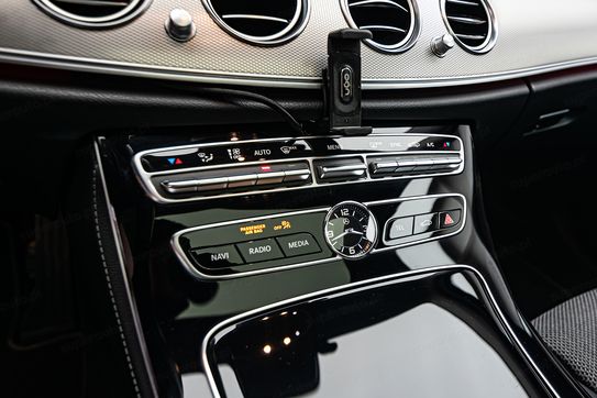 Mercedes Klasa E E 220 d 4-Matic Business Edition 9G-TRONIC