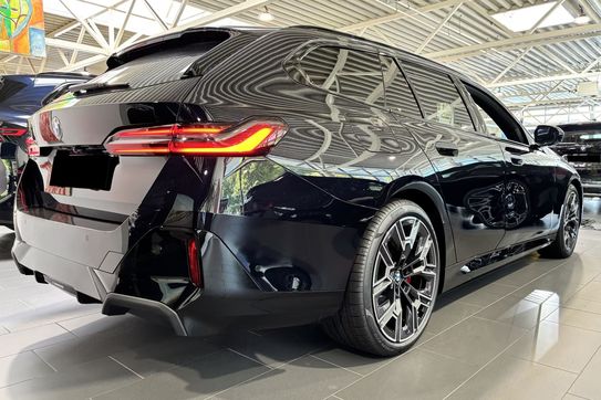 BMW Seria 5 Touring 540d xDrive M Sport