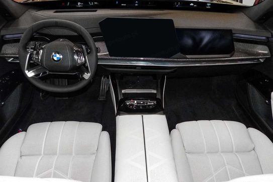 BMW Seria 7 740 xDrive M Sport