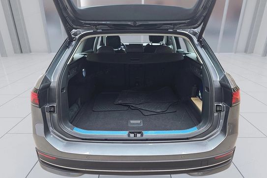 Volkswagen Passat 1.5 TSI  DSG