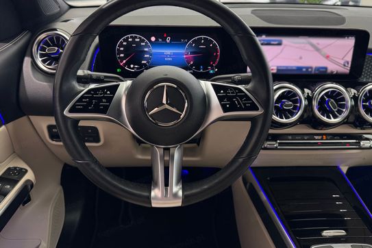 Mercedes GLB 200 d AMG Line 8G-DCT