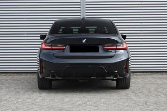 BMW Seria 3 330i xDrive M Sport