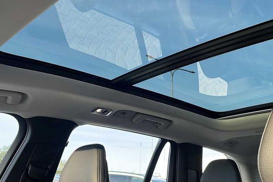 Volvo XC90 T8 AWD Plug-In Hybrid R-Design 7os aut