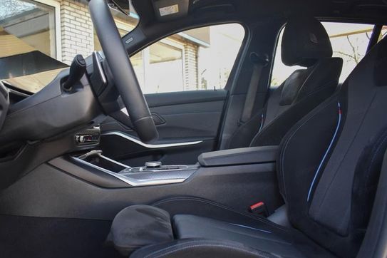 BMW Seria 3 Touring 320d xDrive M Sport