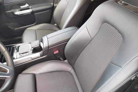 Mercedes EQB 300 66.5kWh 4-Matic Progressive