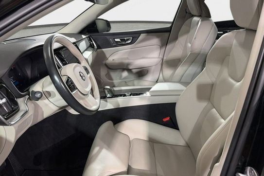 Volvo V60 CC Pro B4 D AWD