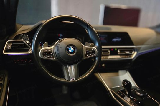 BMW Seria 3 320d xDrive M Sport