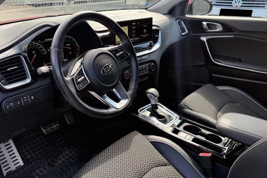 Kia Ceed 1.4 T-GDI L Business Line DCT