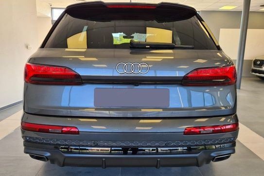 Audi Q7 TDI quattro S Line