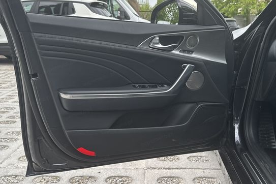 Kia Stinger GT 3.3 T-GDI V6  AWD