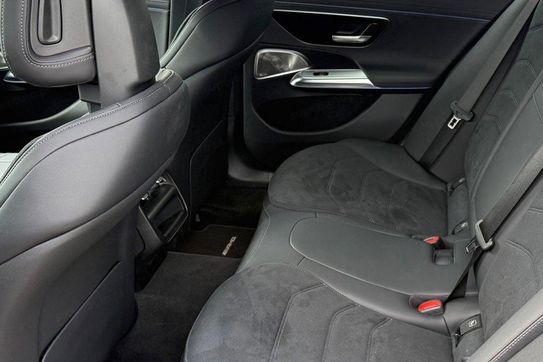 Mercedes Klasa E 220 d 4-Matic AMG