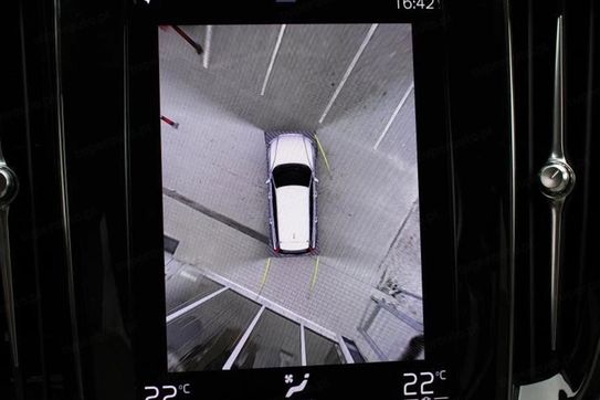 Volvo V60 Cross Country D4 Momentum Pro