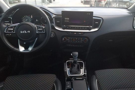 Kia XCeed T-GDI Business Line DCT