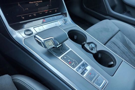 Audi A6 40 TDI quattro S Line S tronic