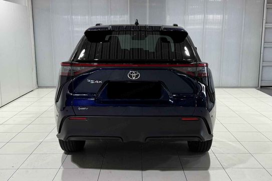 Toyota bZ4X Style EV