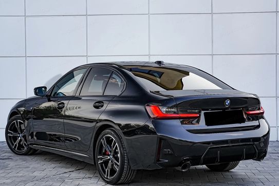 BMW Seria 3 330i xDrive M Sport