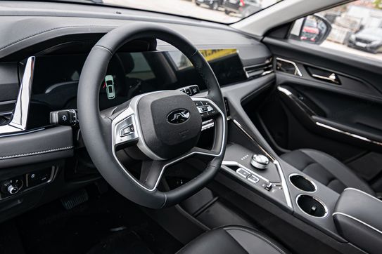 JAC JS8 PRO 1.5 T-GDI 7 DCT 7os.