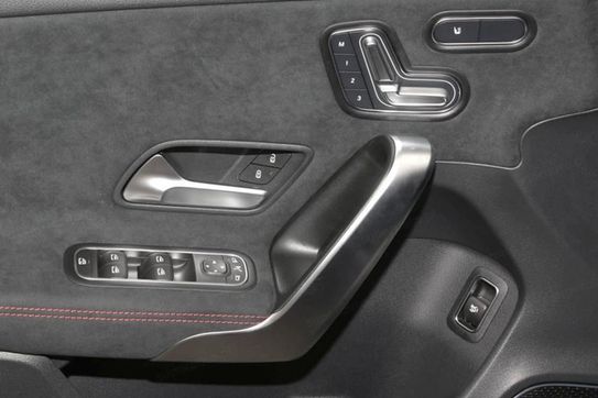 Mercedes Klasa A 250 e AMG Line