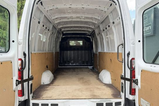 Renault Master 2.3dCi L4H2
