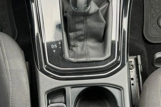 Volkswagen Touran 1.5 TSI R-Line DSG