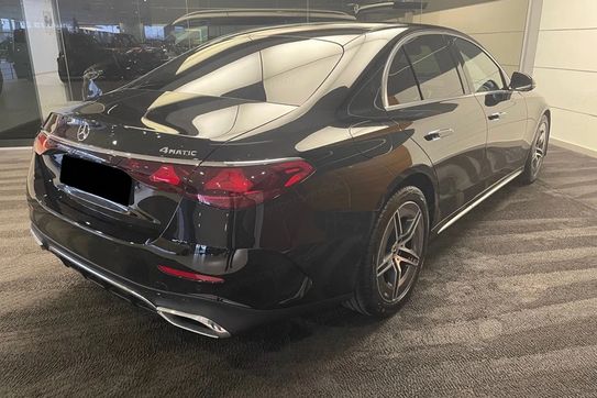 Mercedes Klasa E 300 de 4-Matic AMG