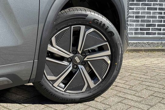 Geely Starray EM-i 1.5 PHEV Pro