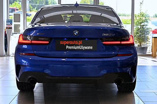 BMW Seria 3 320d xDrive M Sport sport-aut