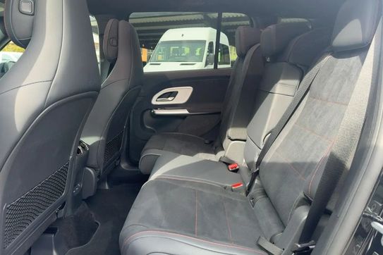 Mercedes GLB 250+ AMG Line