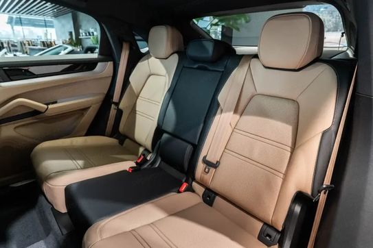 Porsche Cayenne Coupe S