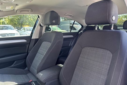 Volkswagen Passat Business 1.5 TSI EVO  DSG