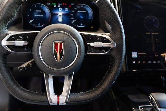 Hongqi HS3 1.5T FWD