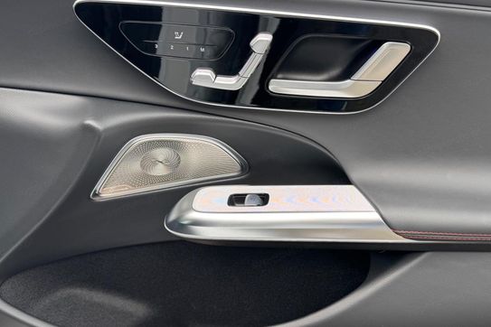 Mercedes Klasa E AMG 53 4Matic+ Hybrid
