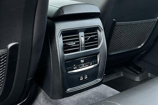 BMW Seria 3 Touring 320d xDrive Sport Line