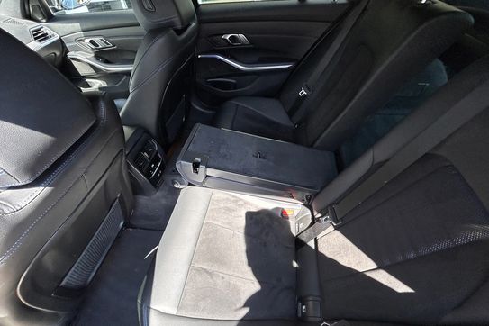 BMW Seria 3 Touring 320d xDrive M Sport