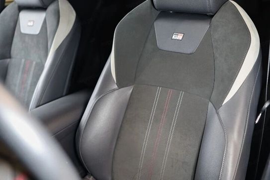 Toyota C-HR 1.8 Hybrid GR Sport