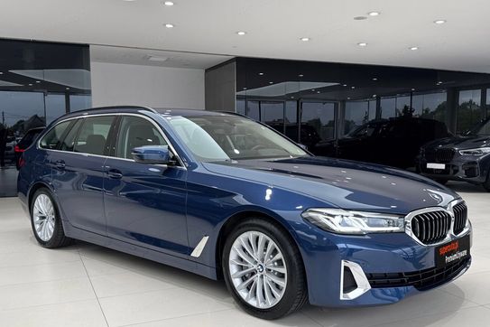 BMW Seria 5 530e Luxury Line sport-aut