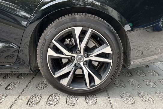 Volvo S60 B5 B AWD R-Design