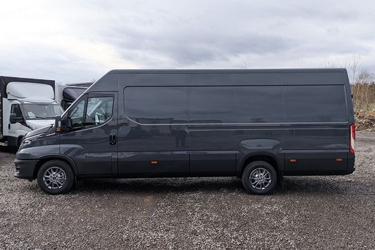 Iveco Daily 35S18 HI-MATIC 16m3 L4h2