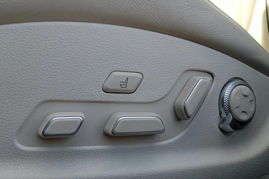 Genesis G80 2.5 Turbo
