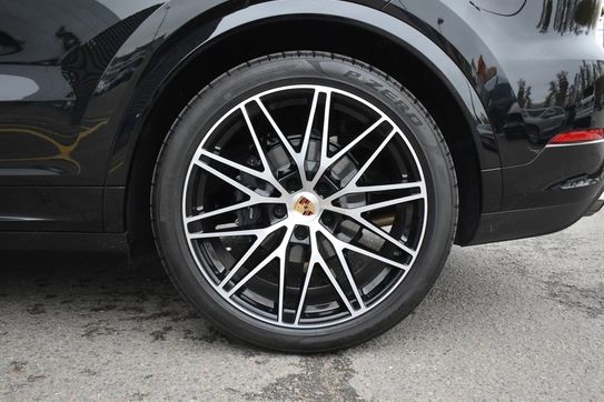 Porsche Cayenne Coupe Black Edition