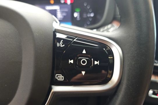 Volvo XC60 T8 Plug-In Hybrid AWD Ultimate Bright