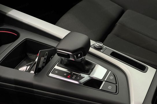 Audi A4 35 TFSI mHEV Advanced S tronic