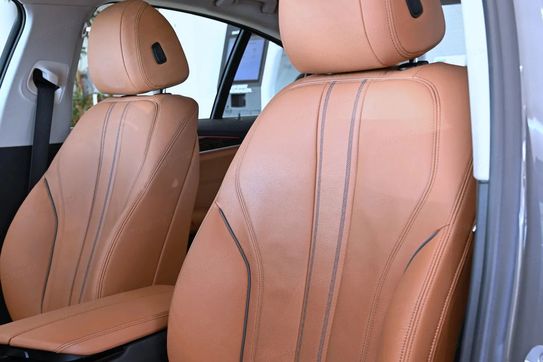 BMW Seria 5 540d xDrive mHEV Luxury Line aut