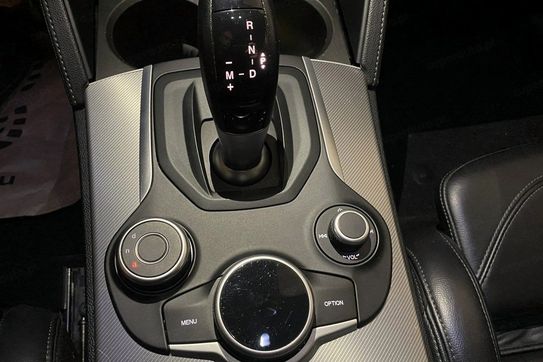 Alfa Romeo Stelvio Turbo Q4